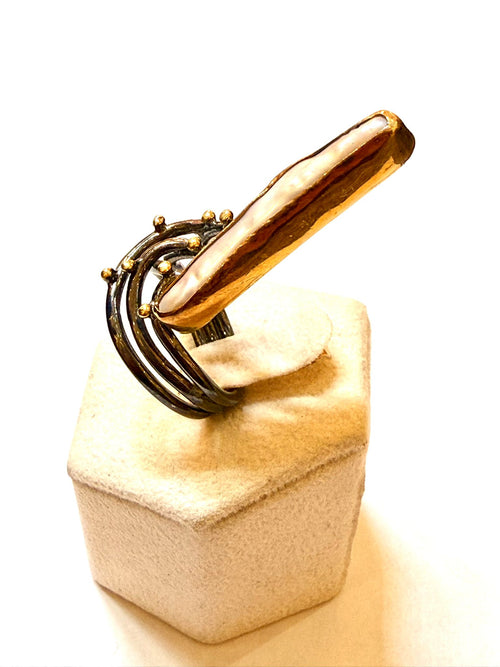 Natural Baroque Pearl Ring 22K Gold